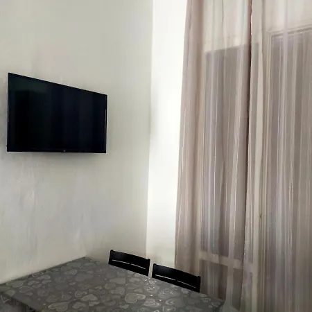 Semesterbostad Bilocale Lara